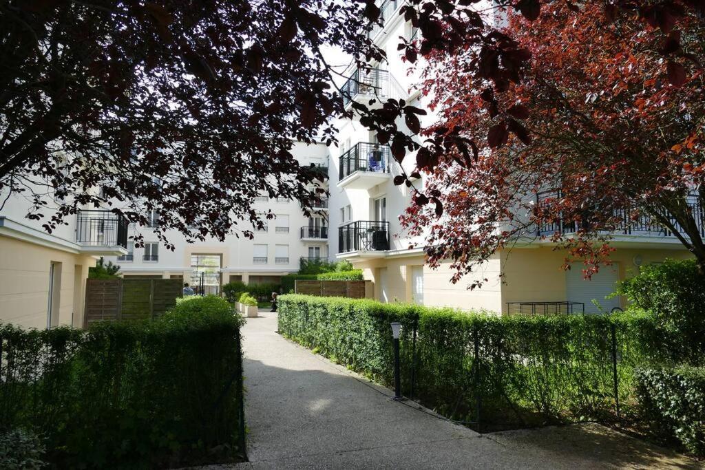 Disneyland Paris, Appartement 70M², Parking Prive Serris Extérieur photo